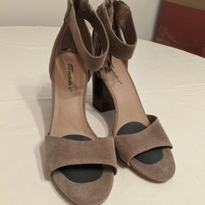 Beige open toe Heels